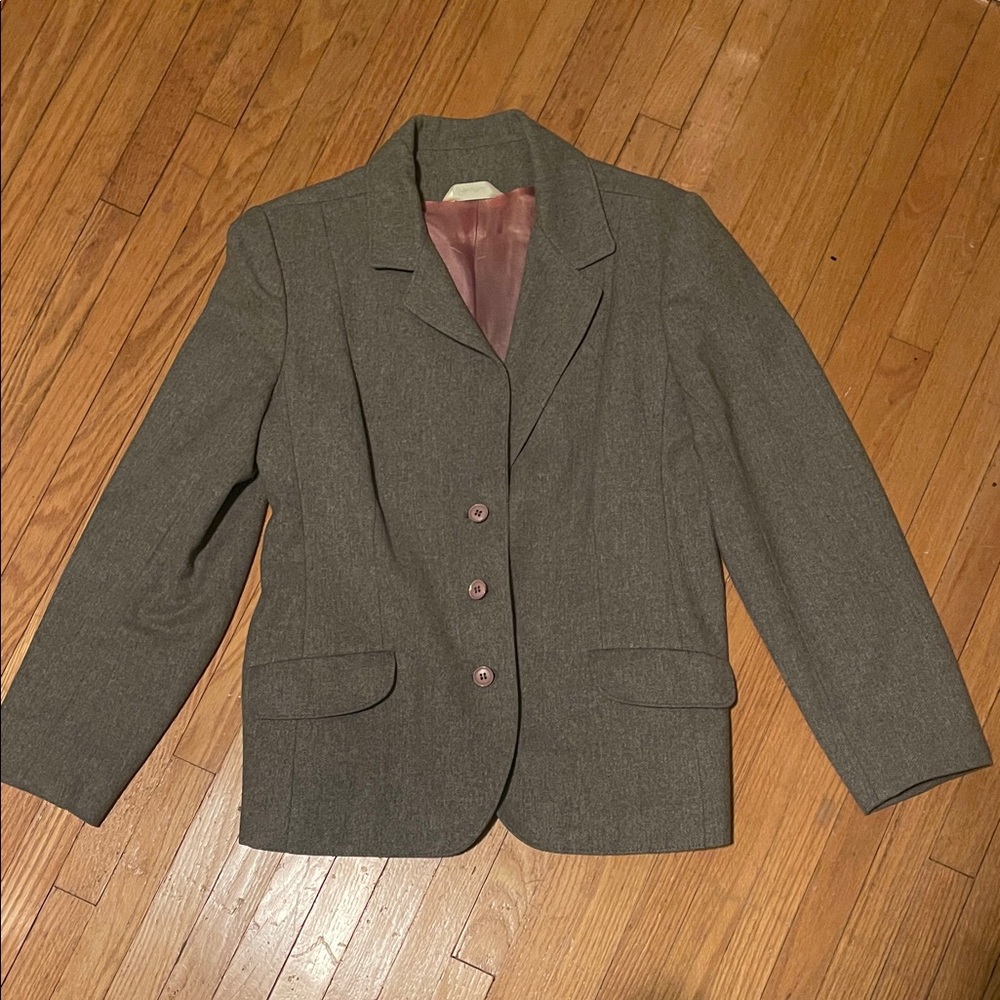 Vintage Women's Wool 3- Buttoned B Grey Blazer Jacket with Front Pockets Size 12